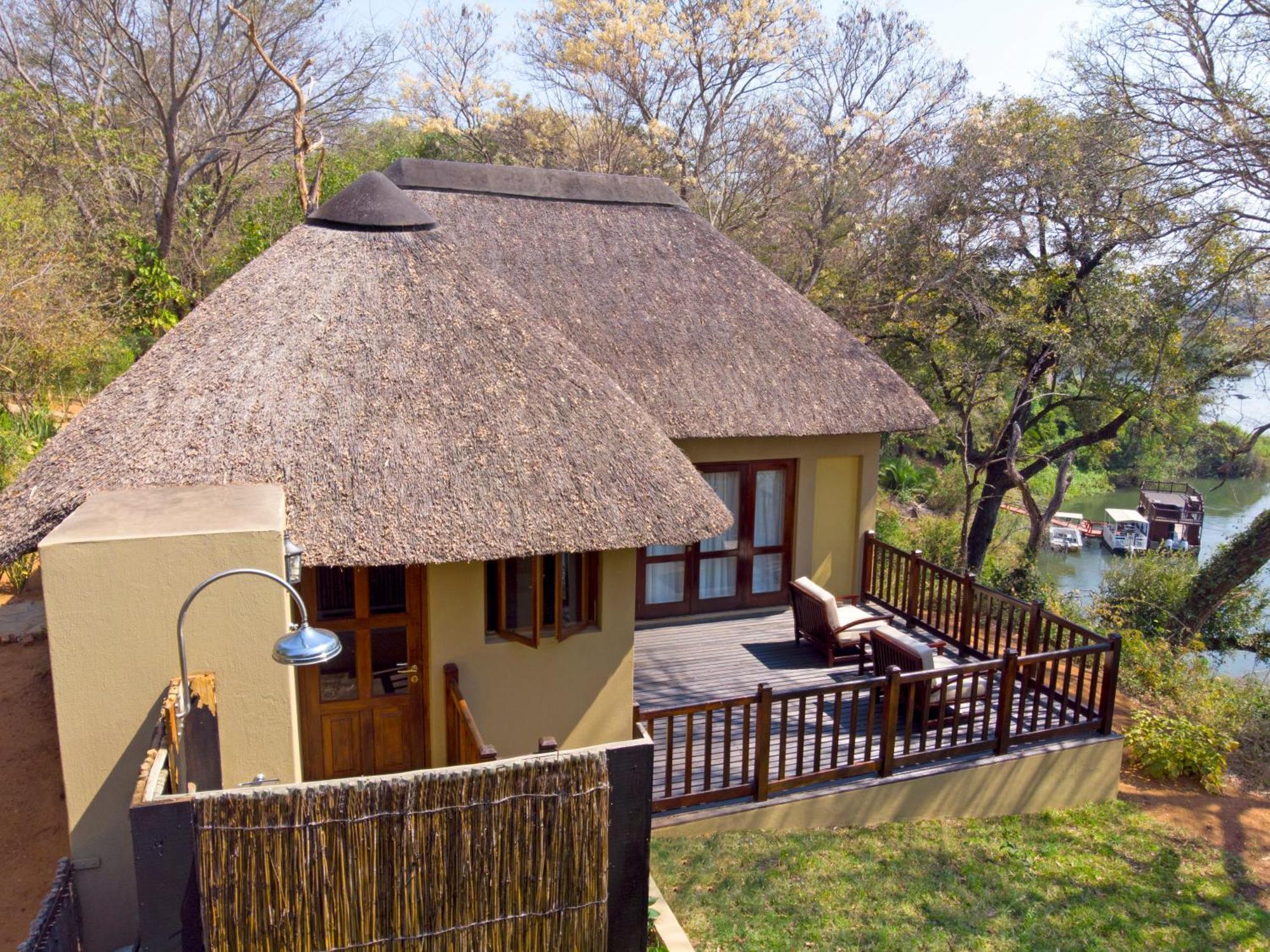 Divava Okavango Resort & Spa Bagani Экстерьер фото