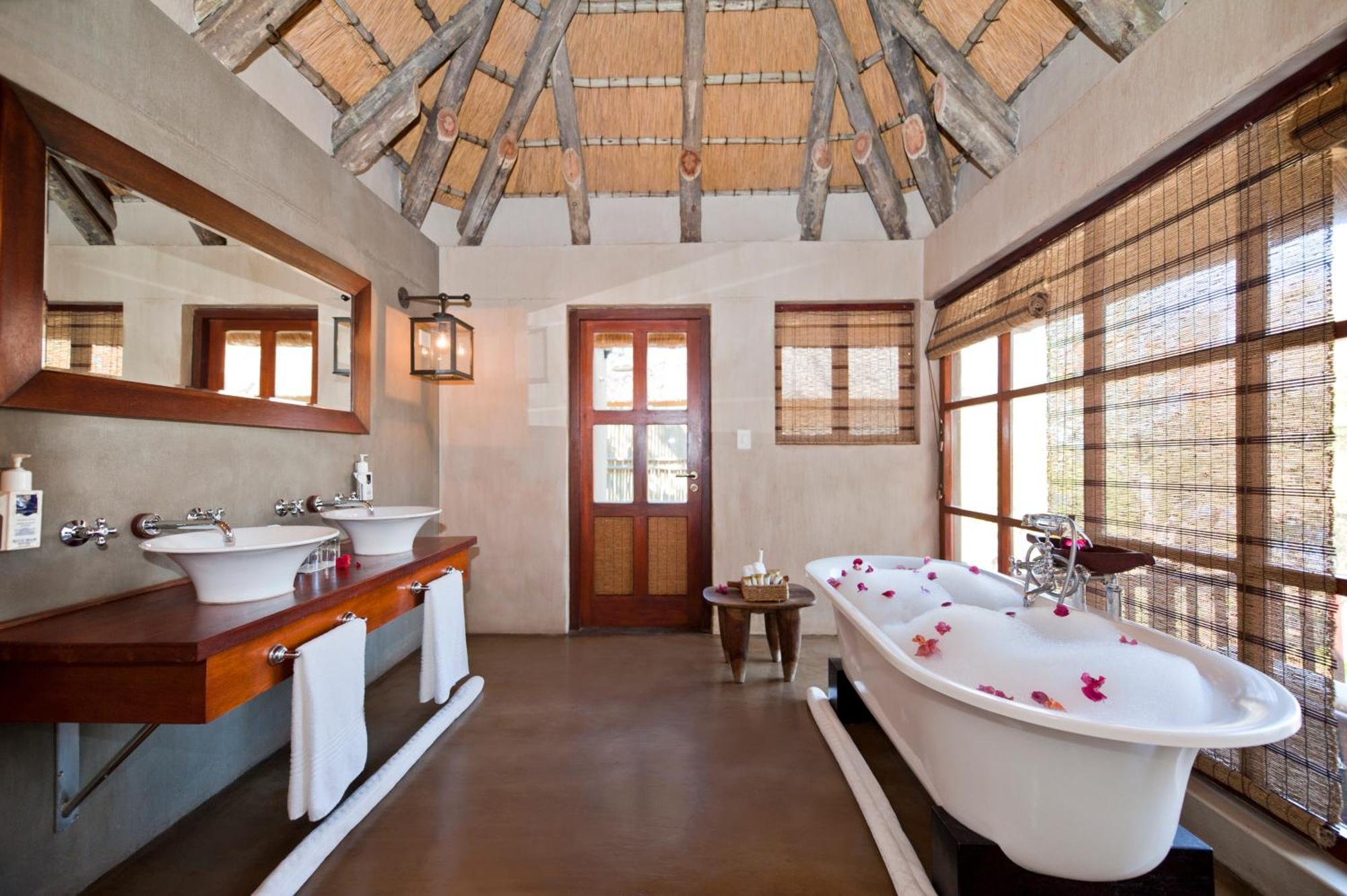 Divava Okavango Resort & Spa Bagani Экстерьер фото
