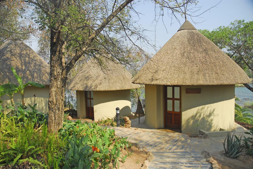 Divava Okavango Resort & Spa Bagani Экстерьер фото